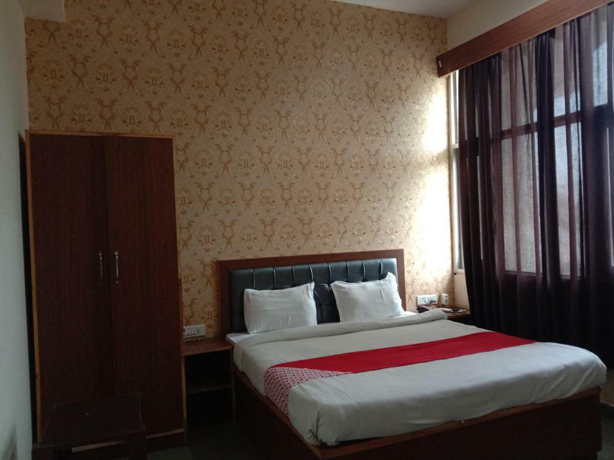 The Amsons Resorts Ludhiana Esterno foto